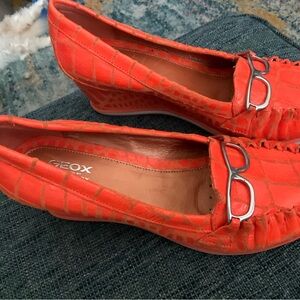 Women’s Geox shoes never been worn size 9